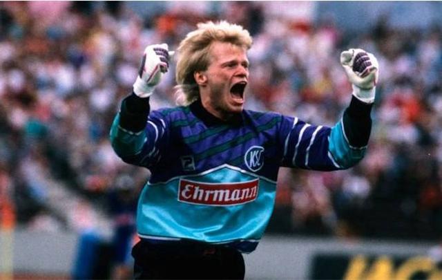 冲着他们的 冲着他们的