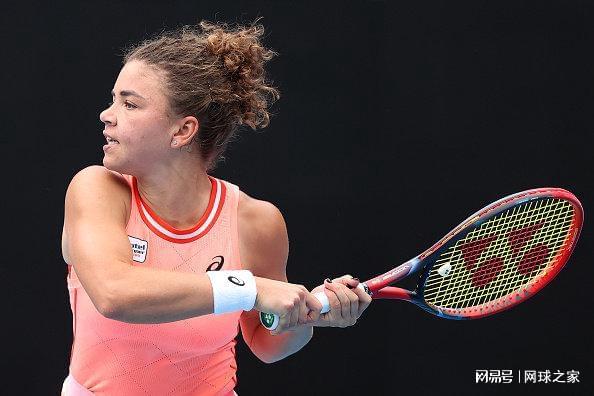 晋级不仅依 晋级不仅依